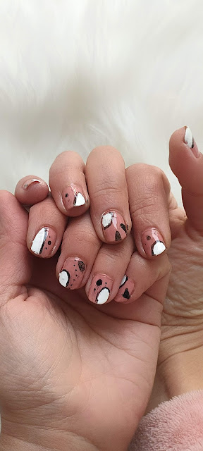 manicura terminada 02 La manicura de moda en Pinterest...paso a paso 07