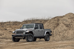 jeep gladiator mojave wallpapers desert rated models
