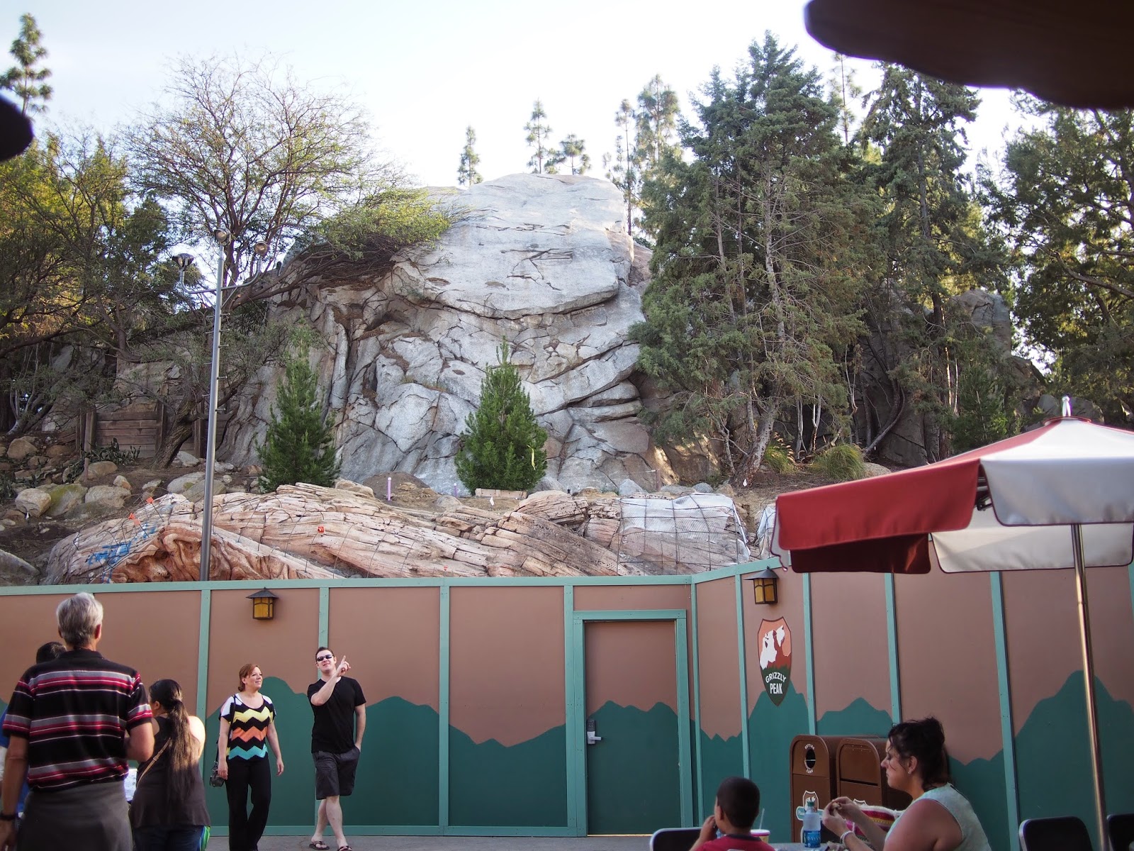 Disney Avenue: A Walk in the Park: Disneyland Edition - Visiting the ...