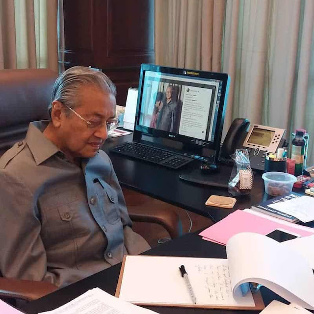 5 Barangan Tun Mahathir Menjadi Viral