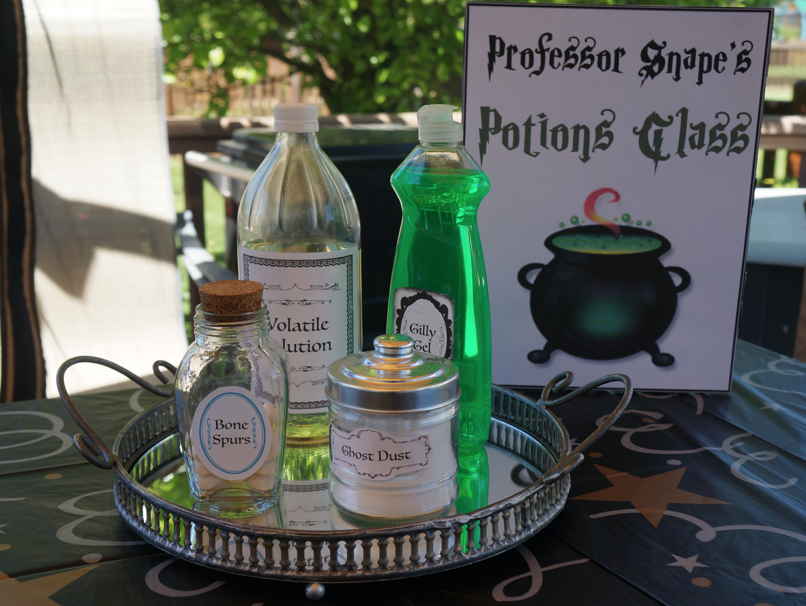 Home Confetti: OUR HARRY POTTER PARTY: POTIONS CLASS