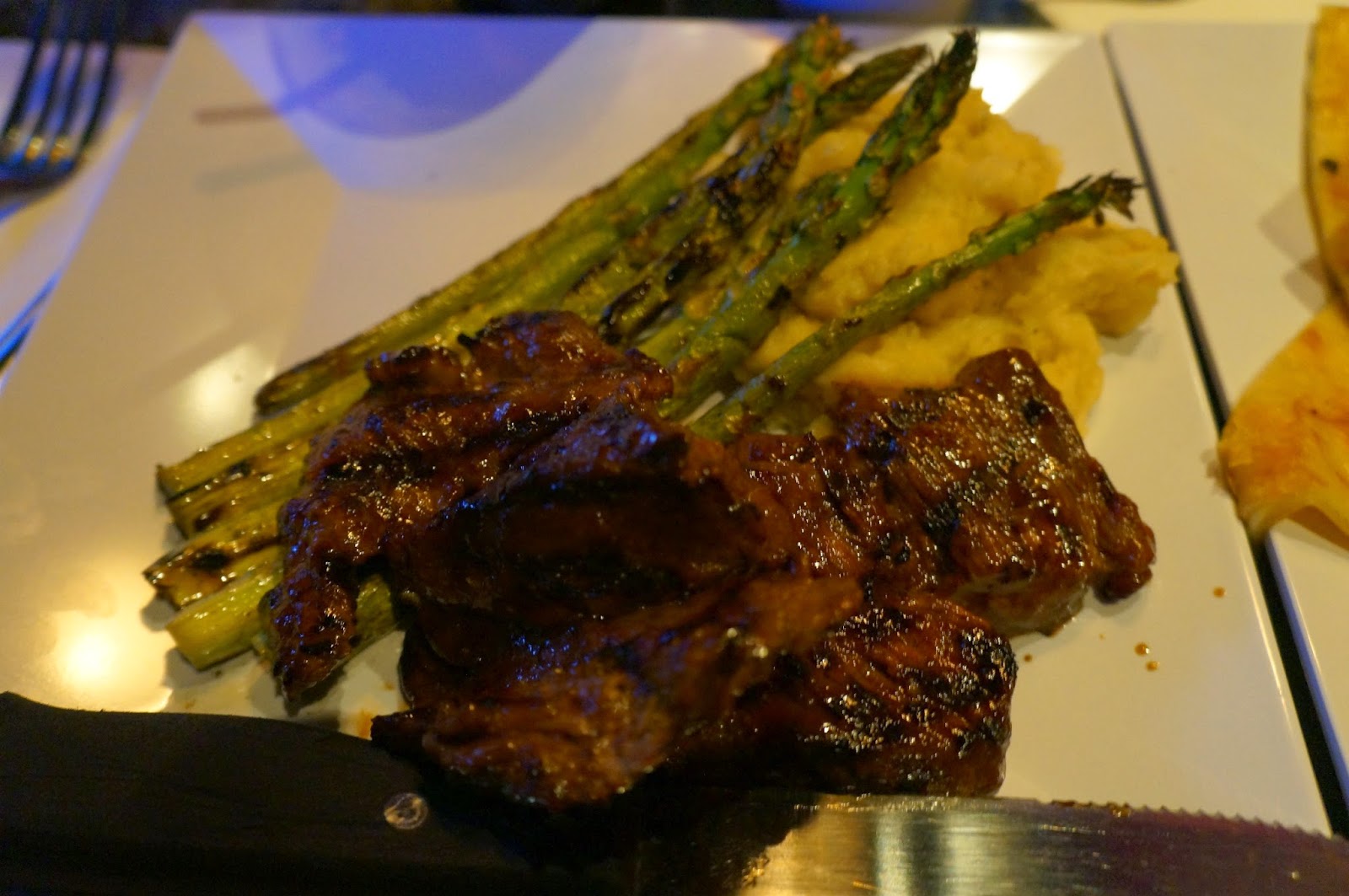 Evan and Lauren's Cool Blog 11/1/14 Family Fun at Kings Bowl in