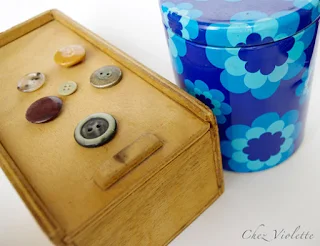 vintage box - The collection of vintage button by Chez Violette