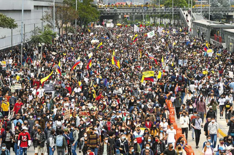 hoyennoticia.com, CUT: "Marchas del Paro Nacional continuarán hoy"