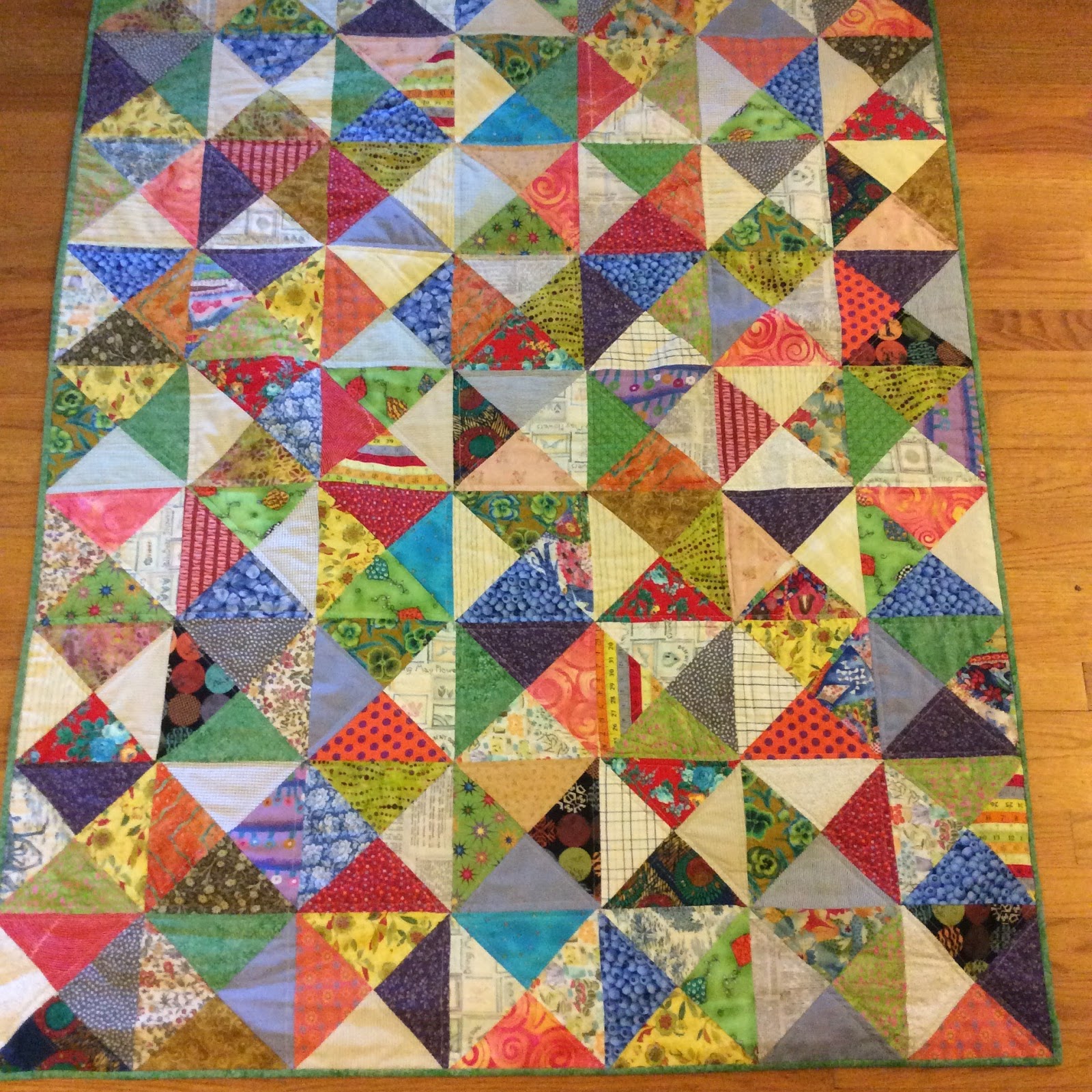 Pond Hollow Quilts : Hourglass Quilt