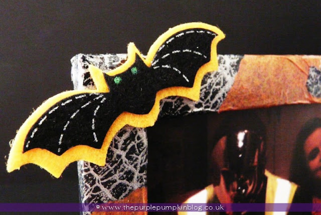 Decorate Your Own Halloween Photo Frames | The Purple Pumpkin Blog