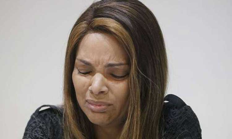 Flordelis é presa e transferida a presídio por mandar matar o marido