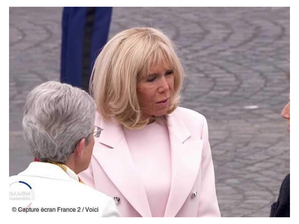 Brigitte Macron au défilé du 14 juillet les internautes conquis par