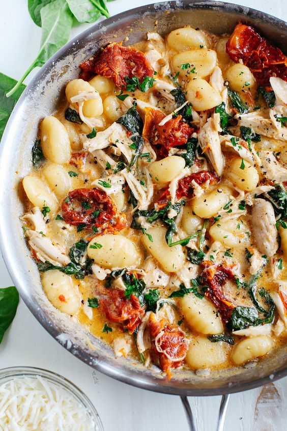 This EASY One Skillet Sun Dried Tomato Chicken and Gnocchi is the perfect weeknight dish that is super flavorful and made in under 30 minutes!