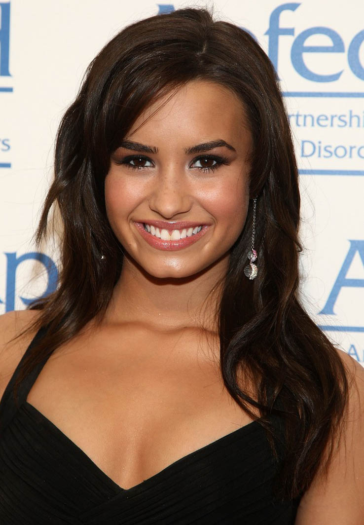 Celebrity Swimsuit Demi Lovato