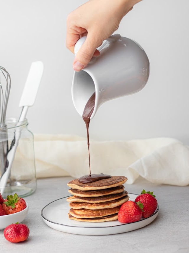 Easy fluffy chocolate pancake recipe