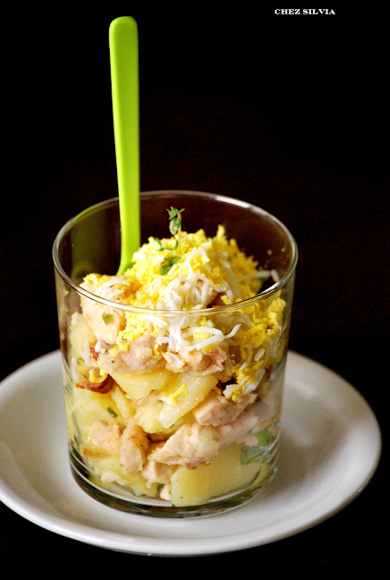  Ensalada de patata y pollo rustido 