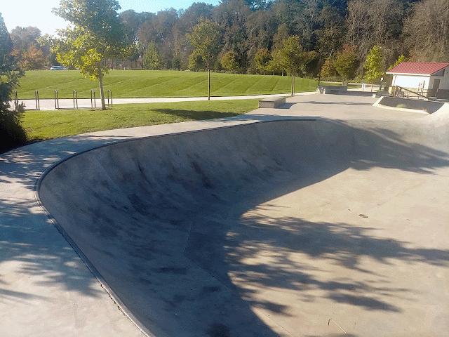 Wilsonville Skatepark / Chuck Green Skate Plaza / Trocadero Park