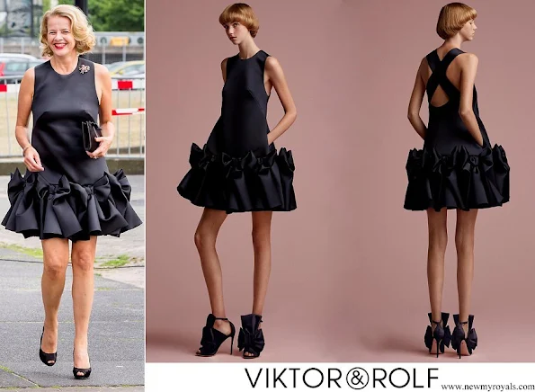 Princess Mabel wore VİKTOR & ROLF Bow Volant Mini Dress