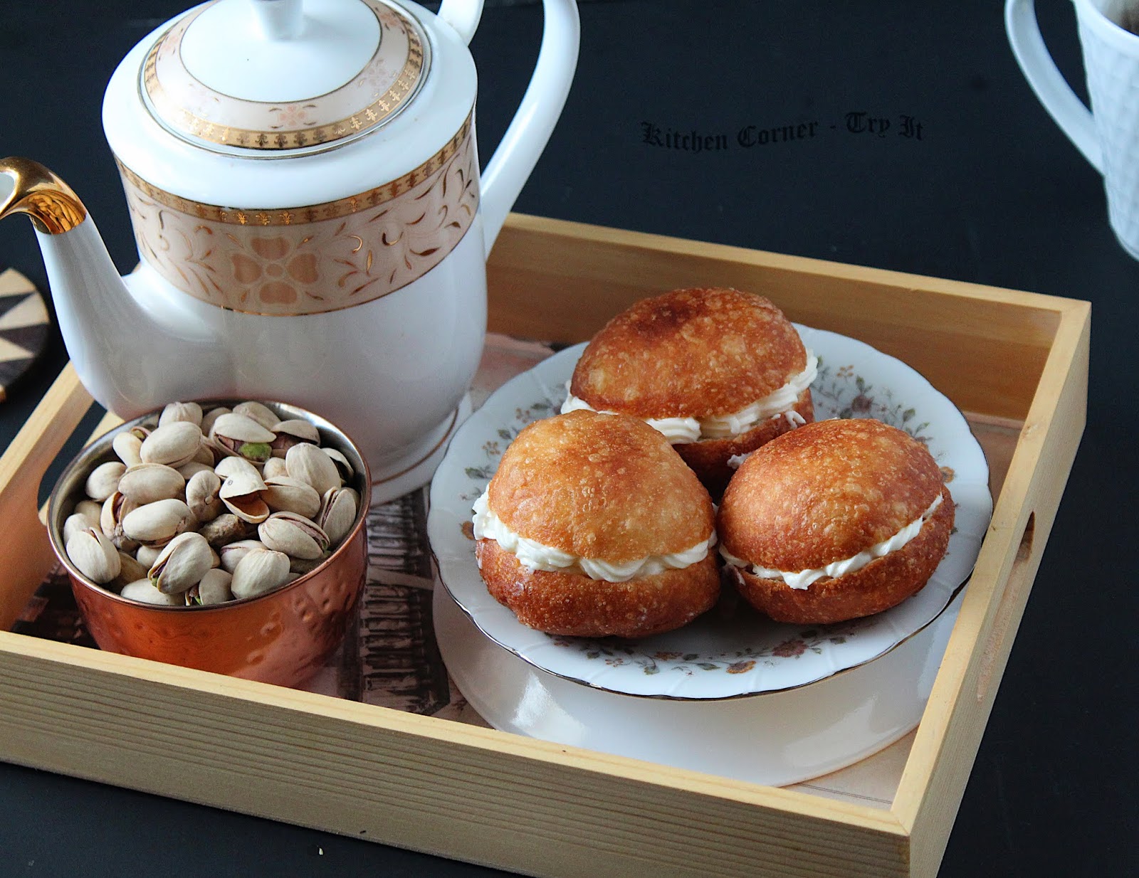 Butter Bun/ Cream Bun Kerala Bakery Style