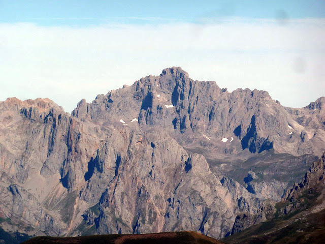 CORISCAO, 2.234m (Un caramelo desde San Glorio) P1200650%2B%2528FILEminimizer%2529