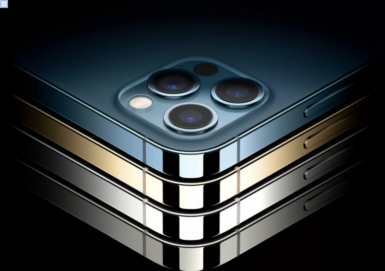 من المتوقع أن يأتي iPhone 13 بنفس الأحجام الأربعة مثل iPhone 12 من المتوقع أن يأتي iPhone 13 بنفس الأحجام الأربعة مثل iPhone 12