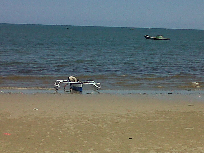 Turnamen Foto Perjalanan: Laut. Pasar Klandasan, Balikpapan. © Dinoy Turnamen Foto Perjalanan: Laut. Pasar Klandasan, Balikpapan. © Dinoy