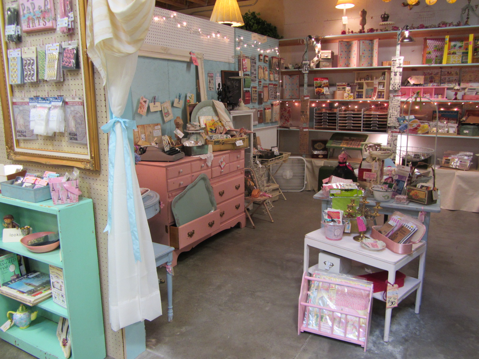 **FREE ViNTaGE DiGiTaL STaMPS** The Paper Collage Store in Arizona...