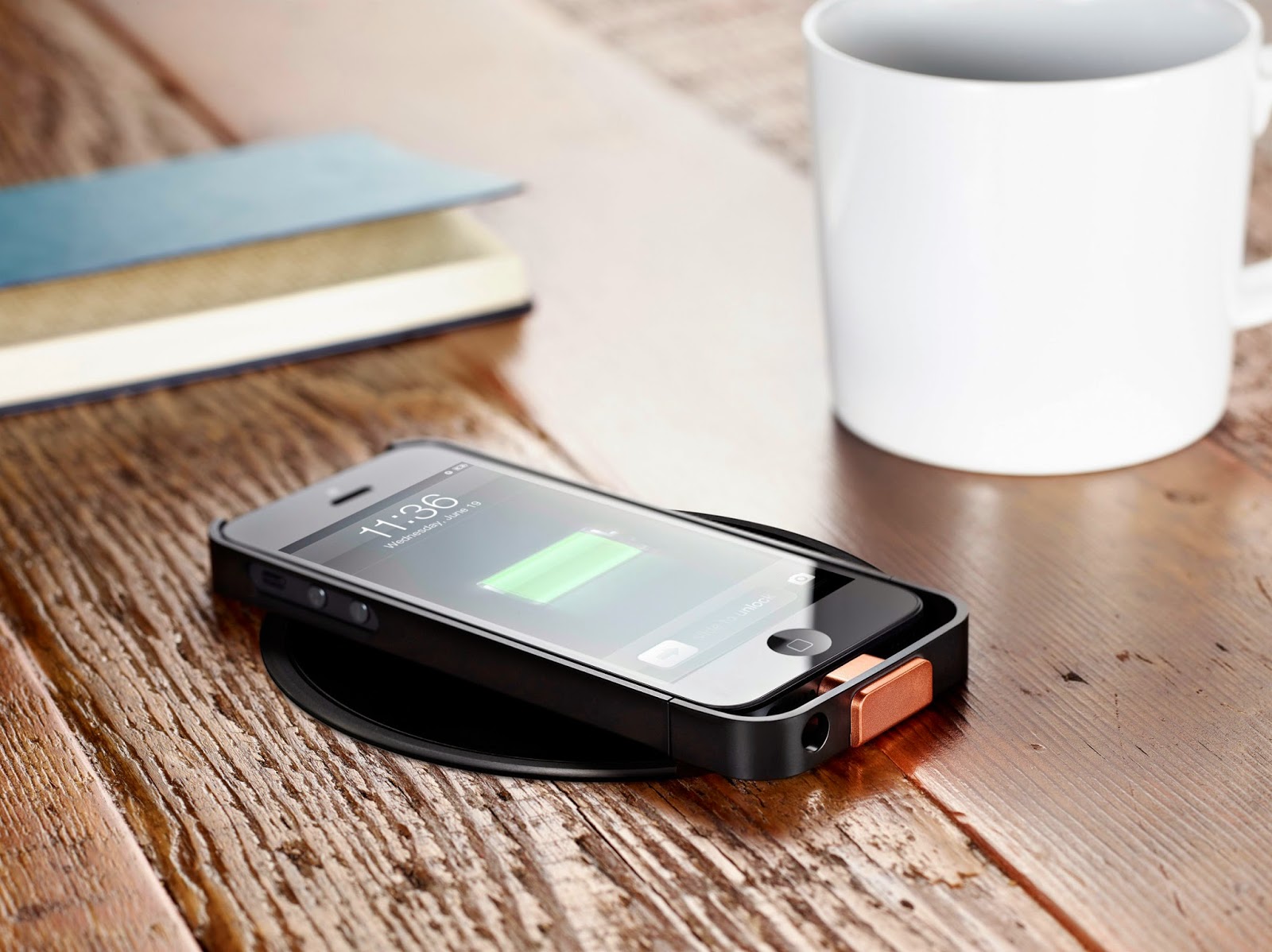 iDsonix Wireless Charging for Smart Phone Charging to Be Neat and Stylish