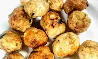 Crisp golden chicken balls for chicken manchurian