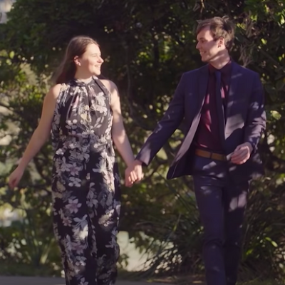 幾米和夏奈在訂婚之後計劃要去拉斯維加斯旅行， 可能還會辦一場貓王的婚禮呢