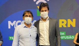 PREFEITO DE PENDÊNCIAS PARTICIPA DE REUNIÃO COM O MINISTRO DAS COMUNICAÇÕES NA BUSCA DE OFERTAR INCUSÃO DIGITAL NA ZONA RURAL DA SUA CIDADE