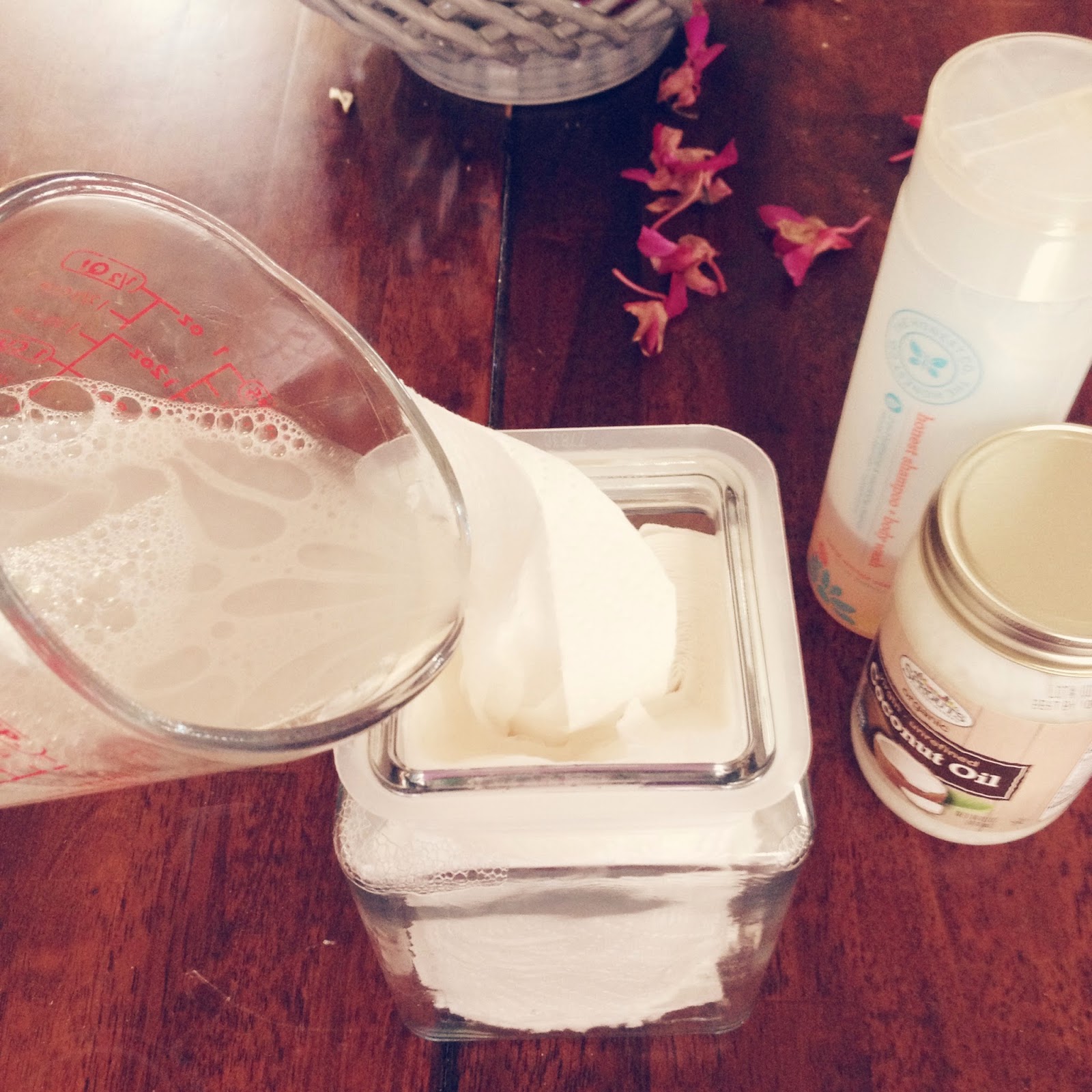 The Johnston's {diy disposable baby wipes}