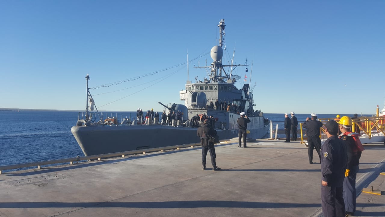 Poder Naval La Corbeta (P41) ARA Espora, en Puerto Madryn
