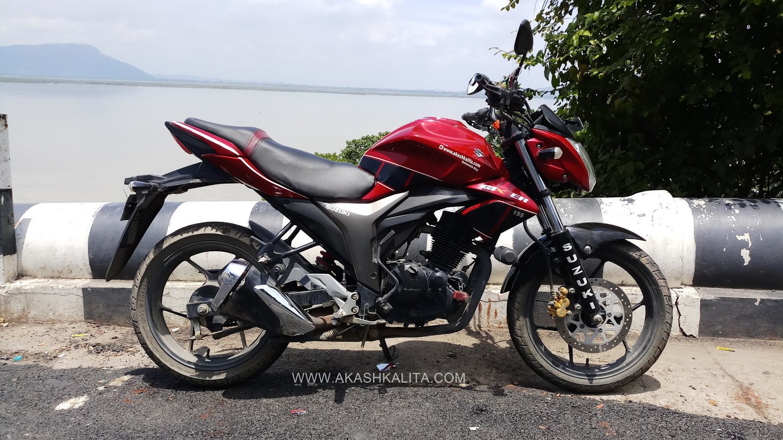 suzuki gixxer bs6 seat height