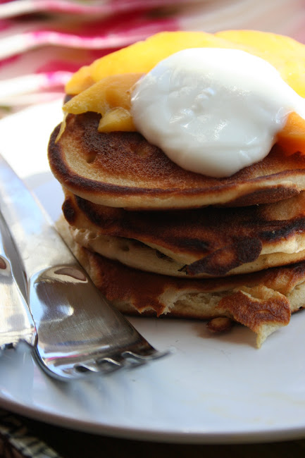 Pancakes czyli amerykańskie naleśniki z mango