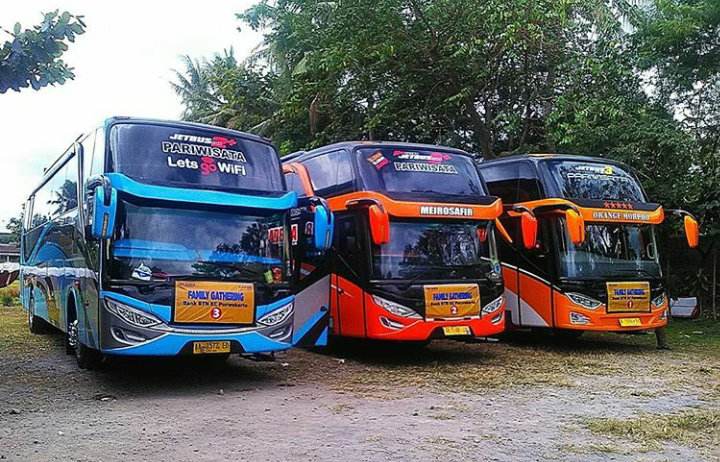 Jelajah Kota Solo dengan Bus Pariwisata Murah: Panduan Lengkap dan Rekomendasi