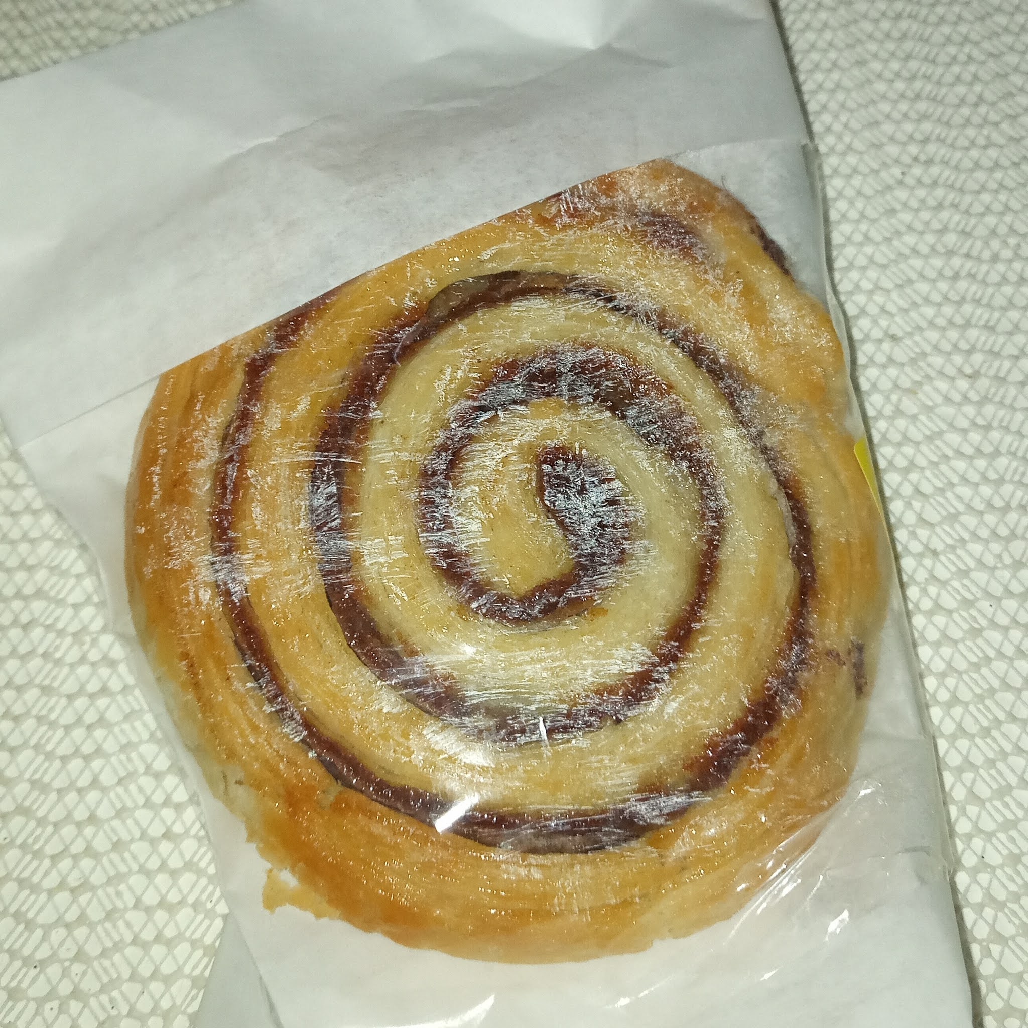 Supersupergirl's Food Reviews [Review] Sainsbury's Cinnamon Swirls