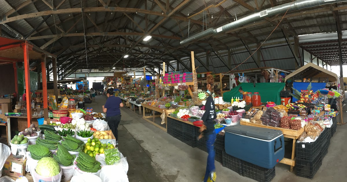 Houston Food Explorers Market Azteca Market at I10 and Wayside