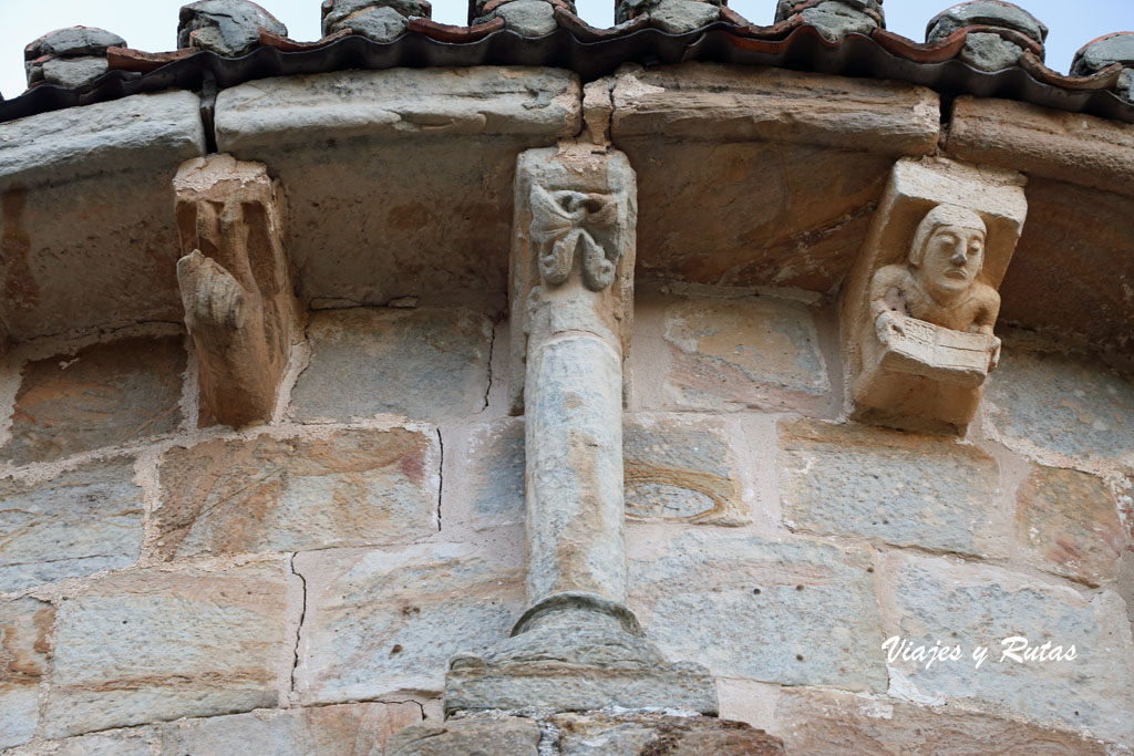 Canecillos de San Andrés de Gama