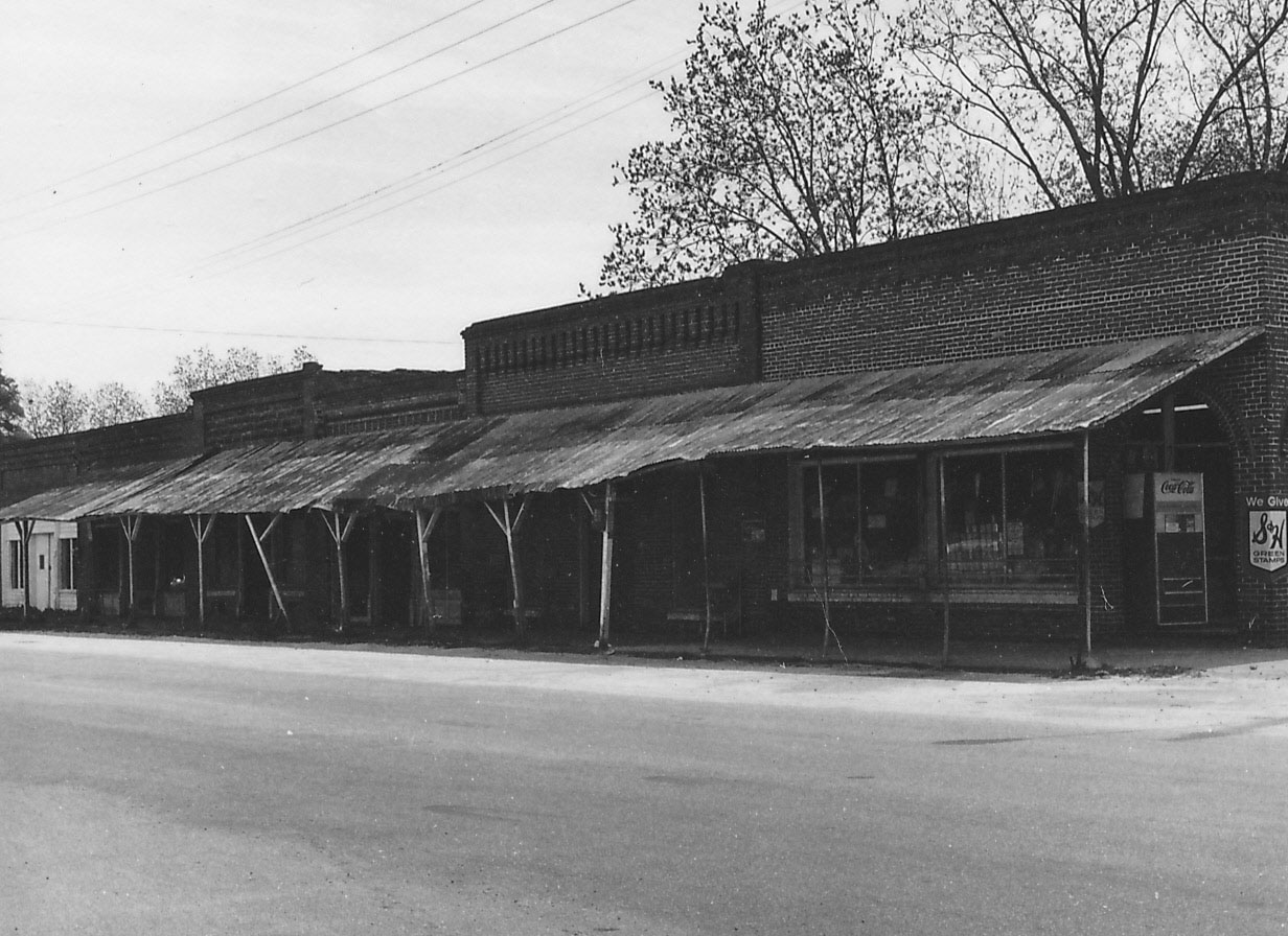 IMAGES OF OUR PAST DOWNTOWN KITE, CA. 1960, BY IRENE R. CLAXTON