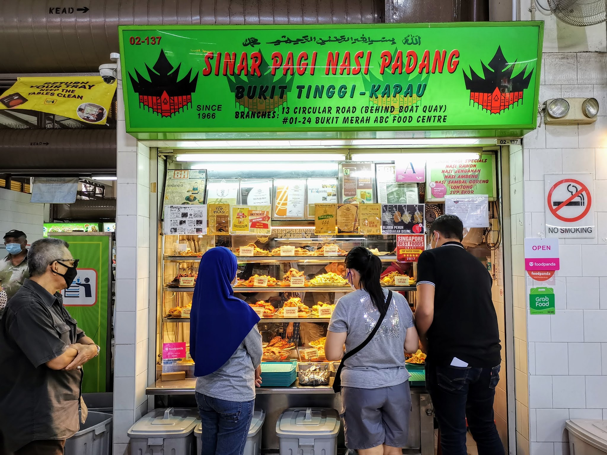 Pro Tips on the Best Food Stalls Geylang Serai Malay Market Hawker