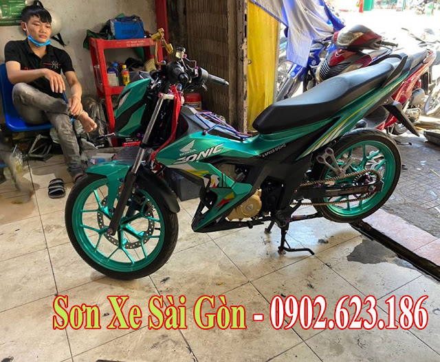 Sơn xe máy Honda Sonic màu xanh ngọc cực đẹp