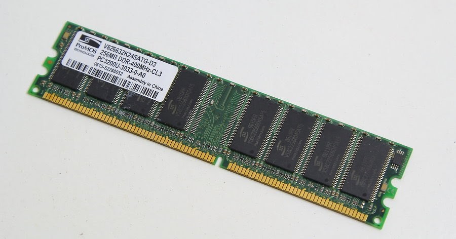 Youtube ram. Ссд на оперативке. Сколько планок оперативной памяти в ноутбуке. Ssd hdd ram. Ram pc.