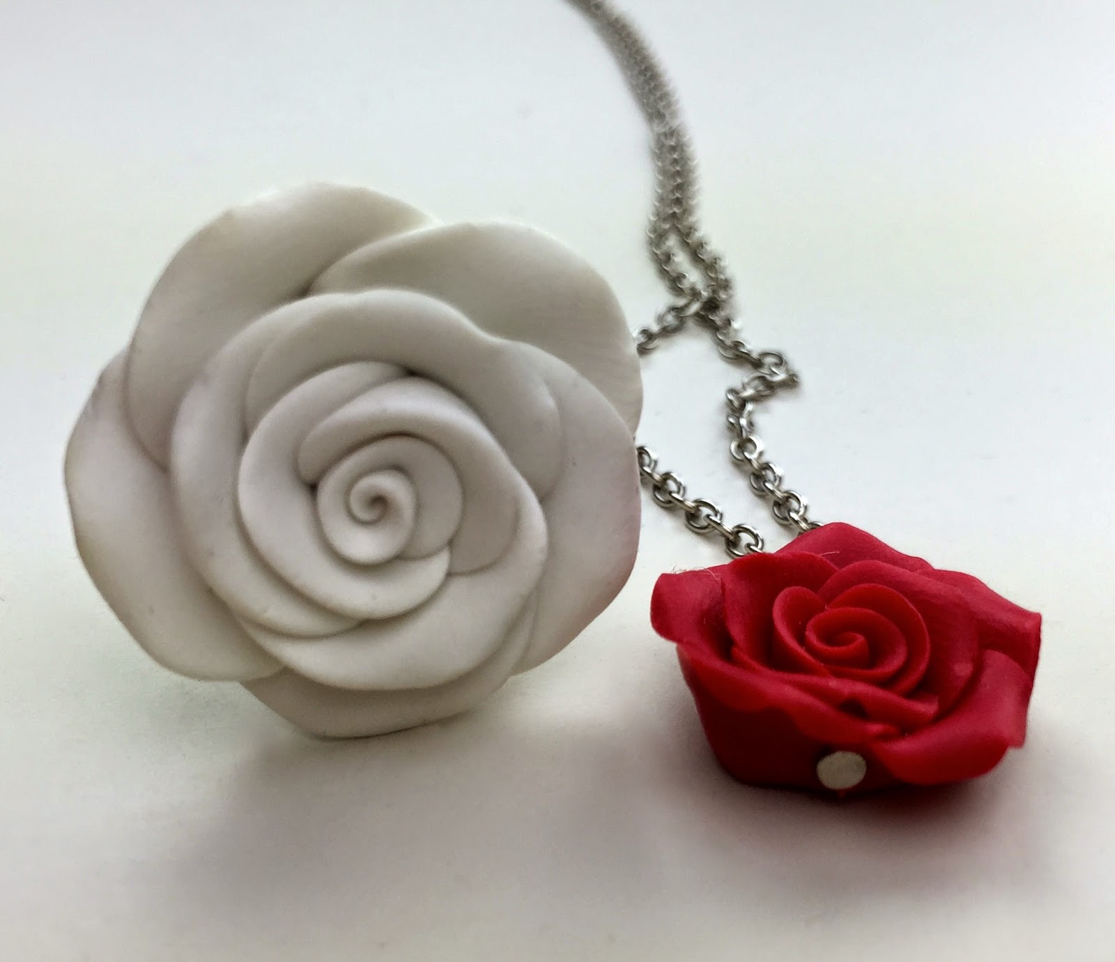 Suze likes, loves, finds and dreams: Rose Jewelry Giveaway