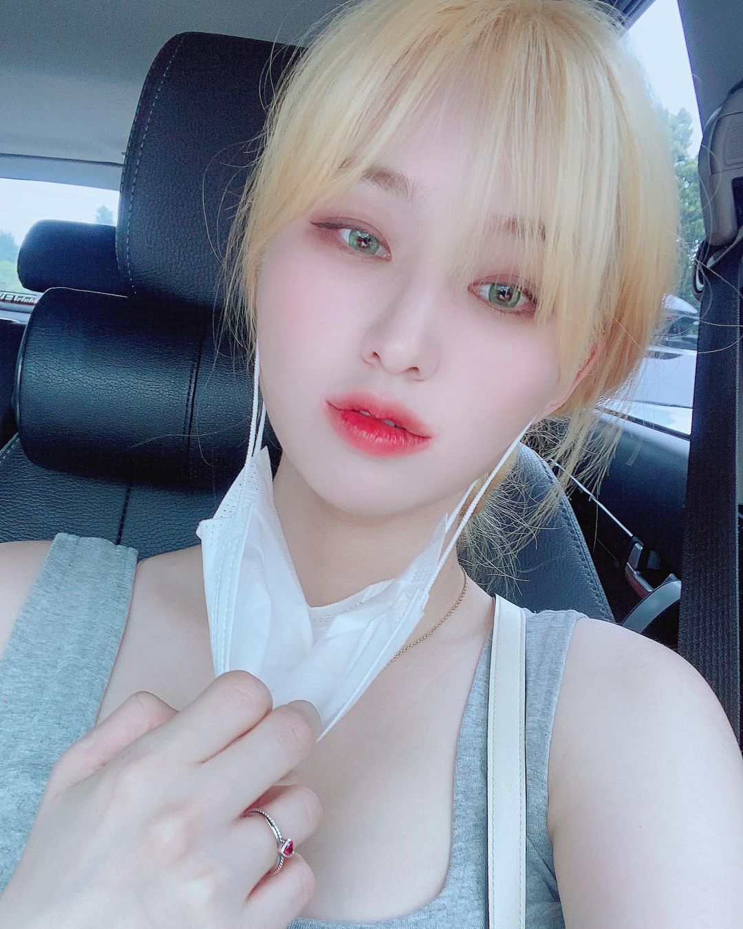 Hot girl…. Kim Woo Huyn 김우현