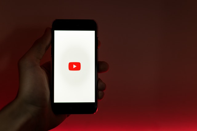 cara agar youtube tetap berjalan saat buka aplikasi lain