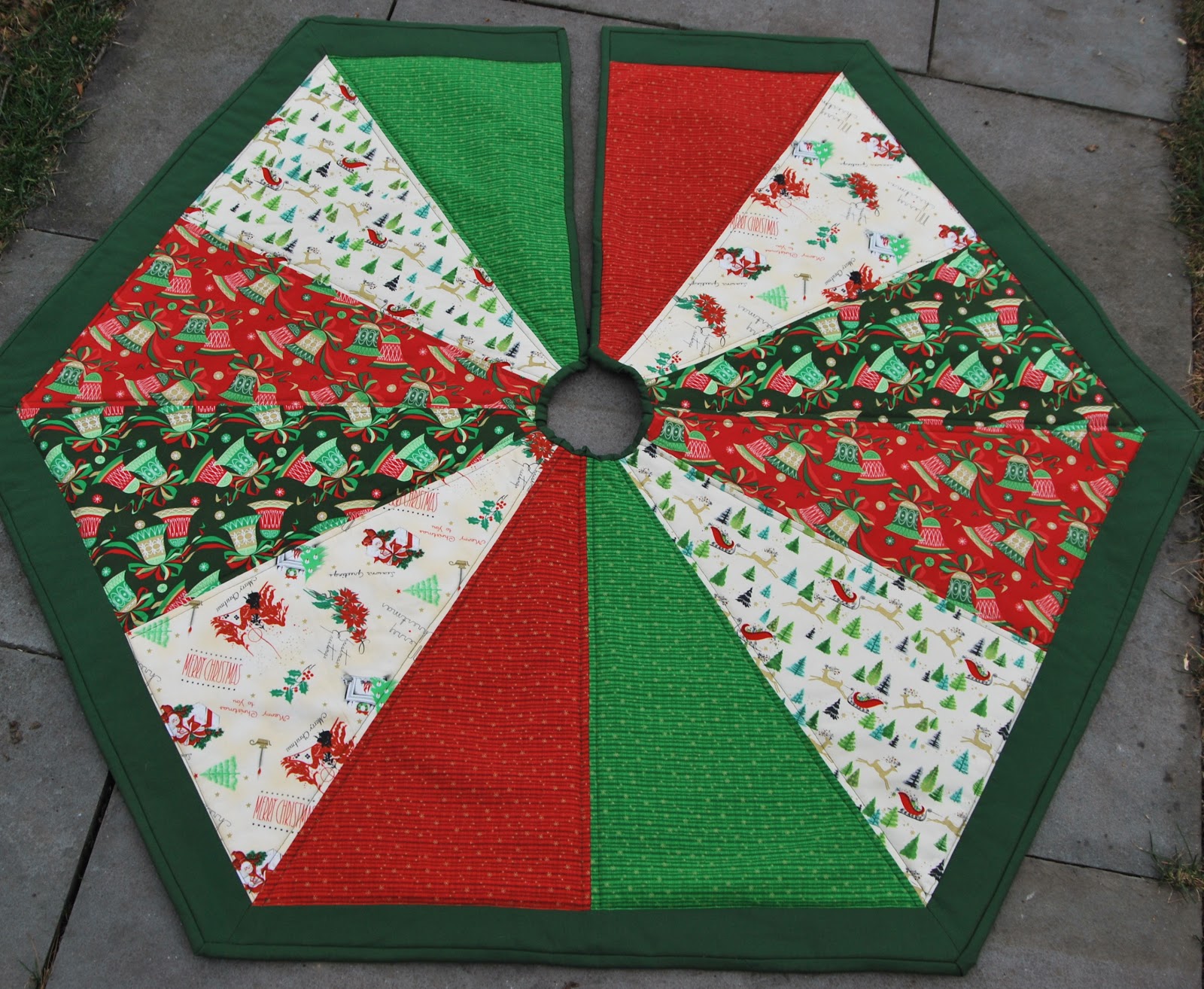 Owl Christmas Tree Skirt 