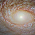 Една своеобразна спирална галактика през обектива на телескопа "Хъбъл"
