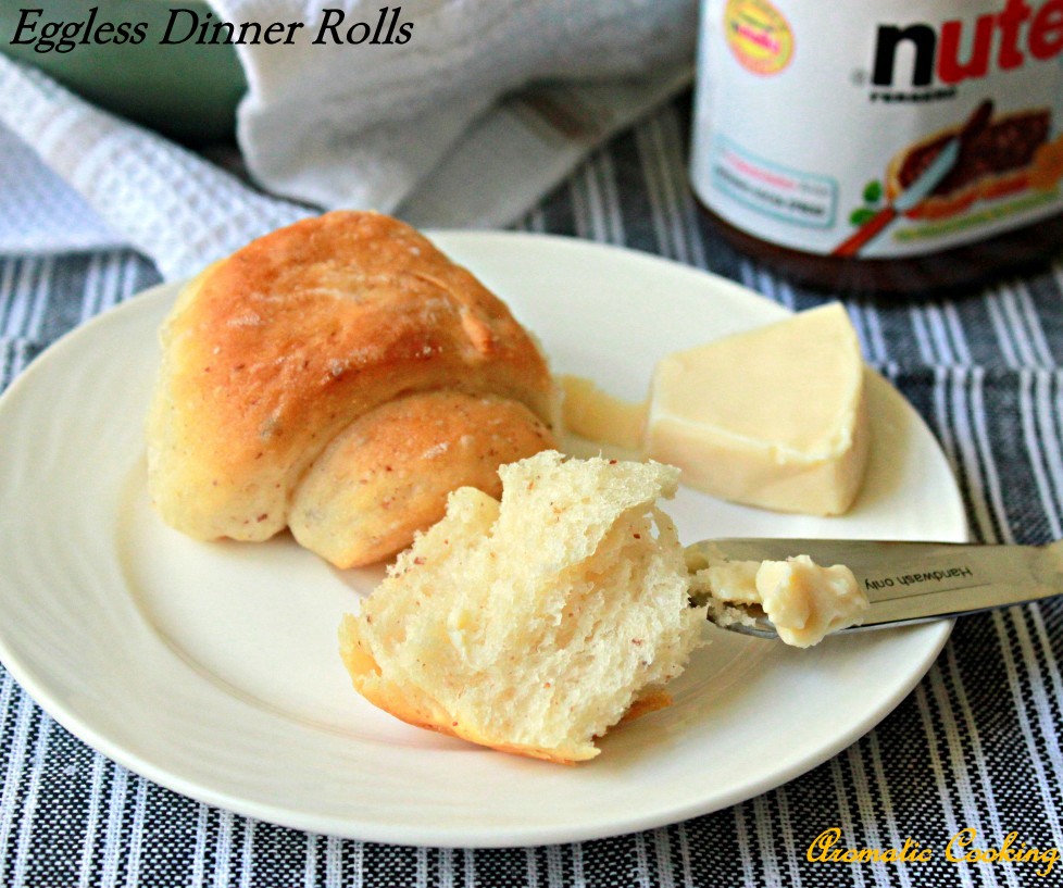 Aromatic Cooking Eggless Dinner Rolls