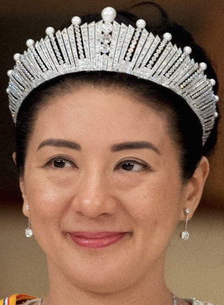 Tiara Mania: Empress Michiko of Japan's Pearl Sunburst Tiara