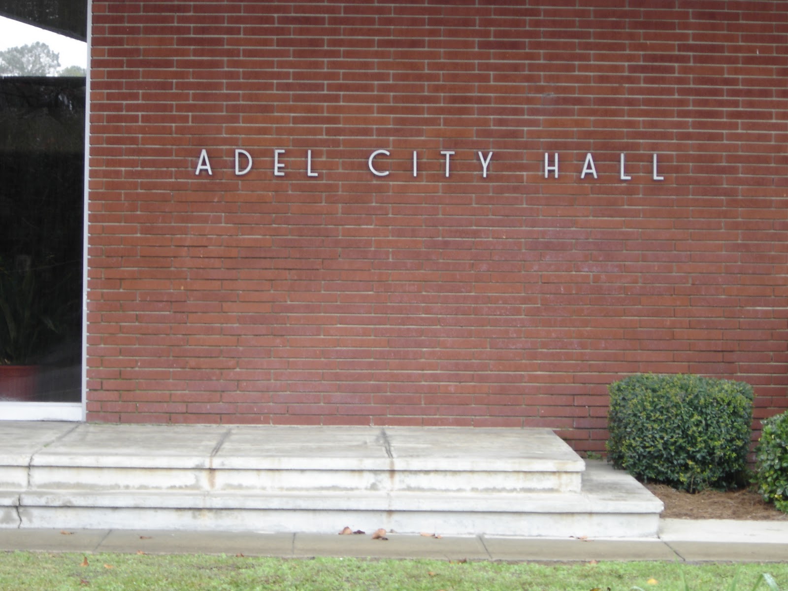 Places To Go, Buildings To See City Hall Adel,