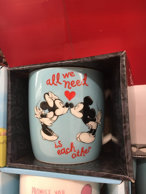 Mickey and Minnie Valentines Day Mug