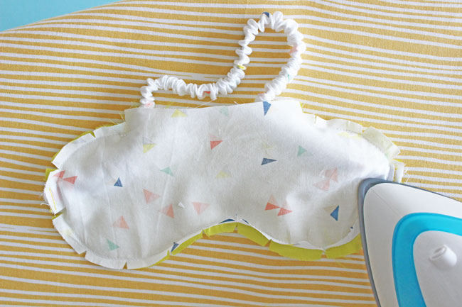 Tilly and the Buttons: How to Make an Eye Mask (free pattern!)