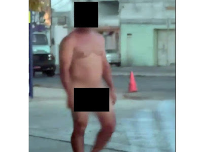 Brumado/BA: Homem pelado é visto andando tranquilamente na Avenida Lindolfo Azevedo Brito